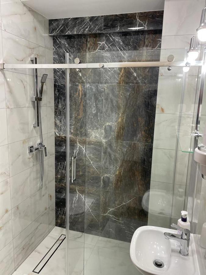 Irys 1 Apartman Tychy Kültér fotó